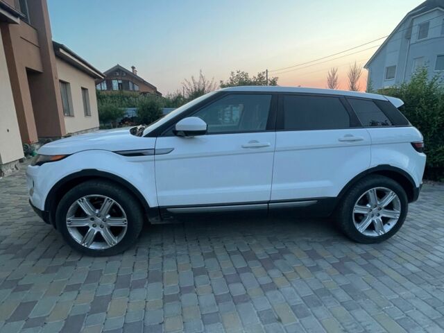 Белый Ленд Ровер Эвок, объемом двигателя 2 л и пробегом 131 тыс. км за 17400 $, фото 2 на Automoto.ua