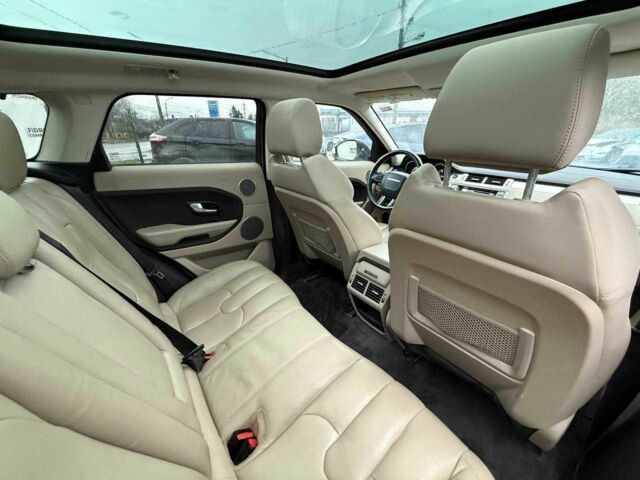 Белый Ленд Ровер Эвок, объемом двигателя 2 л и пробегом 180 тыс. км за 11600 $, фото 5 на Automoto.ua