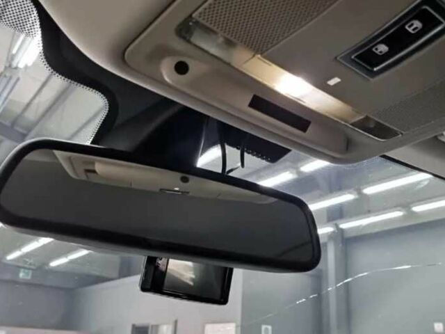 Ленд Ровер Эвок 2015 в Киеве на Automoto.ua Белый Ленд Ровер Эвок, объемом двигателя 2.2 л и пробегом 108 тыс. км за 16500 $, фото 14 на Automoto.ua