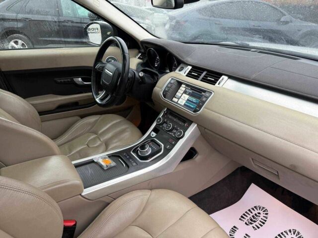 Белый Ленд Ровер Эвок, объемом двигателя 2 л и пробегом 180 тыс. км за 11600 $, фото 6 на Automoto.ua