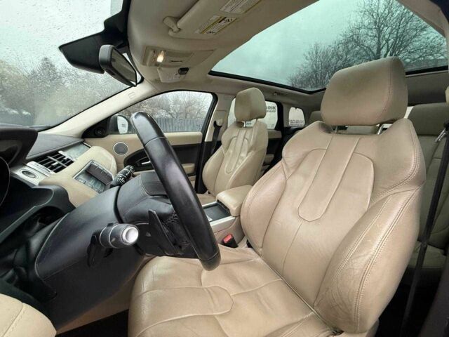 Белый Ленд Ровер Эвок, объемом двигателя 2 л и пробегом 180 тыс. км за 11600 $, фото 7 на Automoto.ua