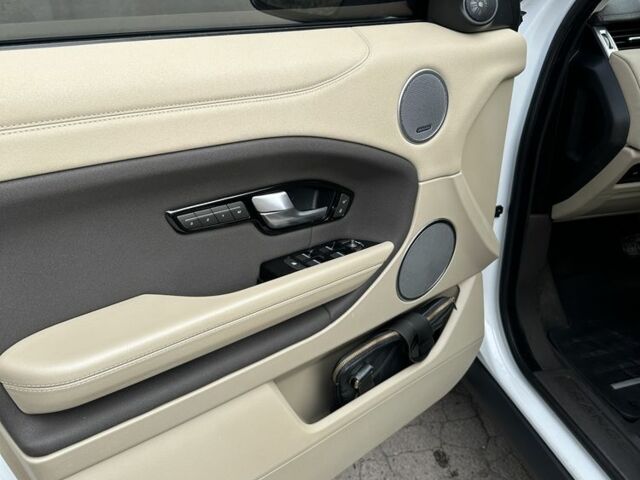 Белый Ленд Ровер Эвок, объемом двигателя 2 л и пробегом 100 тыс. км за 19800 $, фото 9 на Automoto.ua