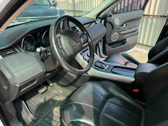 Белый Ленд Ровер Эвок, объемом двигателя 2 л и пробегом 96 тыс. км за 22500 $, фото 7 на Automoto.ua