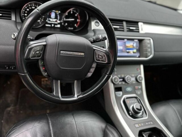 Белый Ленд Ровер Эвок, объемом двигателя 2 л и пробегом 206 тыс. км за 24000 $, фото 5 на Automoto.ua