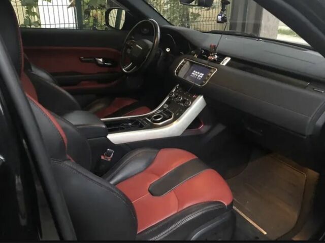 Ленд Ровер Эвок 2012 в Одессе на Automoto.ua Черный Ленд Ровер Эвок, объемом двигателя 2 л и пробегом 125 тыс. км за 17000 $, фото 7 на Automoto.ua