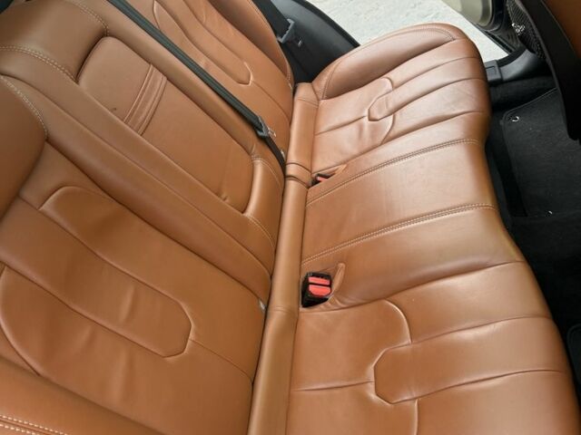 Черный Ленд Ровер Эвок, объемом двигателя 2 л и пробегом 145 тыс. км за 15900 $, фото 18 на Automoto.ua