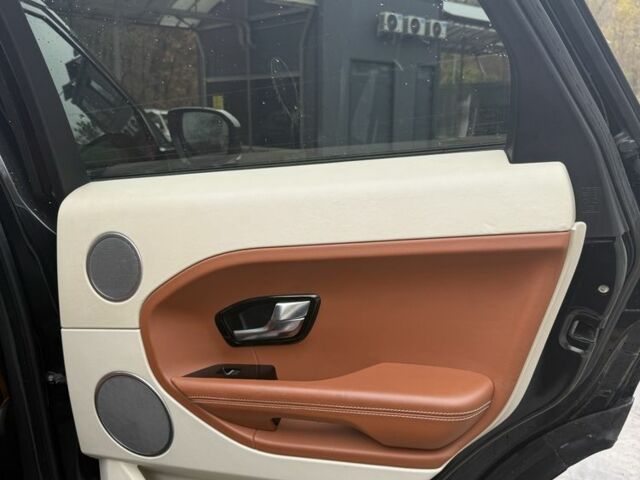 Черный Ленд Ровер Эвок, объемом двигателя 2 л и пробегом 145 тыс. км за 15900 $, фото 16 на Automoto.ua