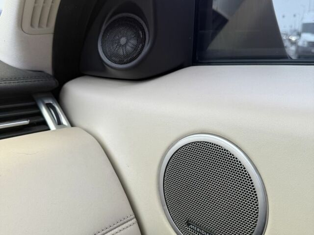 Черный Ленд Ровер Эвок, объемом двигателя 2 л и пробегом 145 тыс. км за 15900 $, фото 23 на Automoto.ua