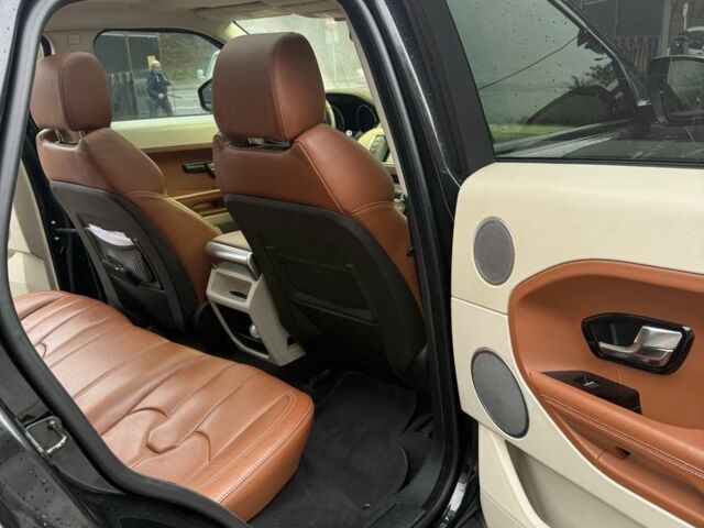 Черный Ленд Ровер Эвок, объемом двигателя 2 л и пробегом 145 тыс. км за 15900 $, фото 17 на Automoto.ua