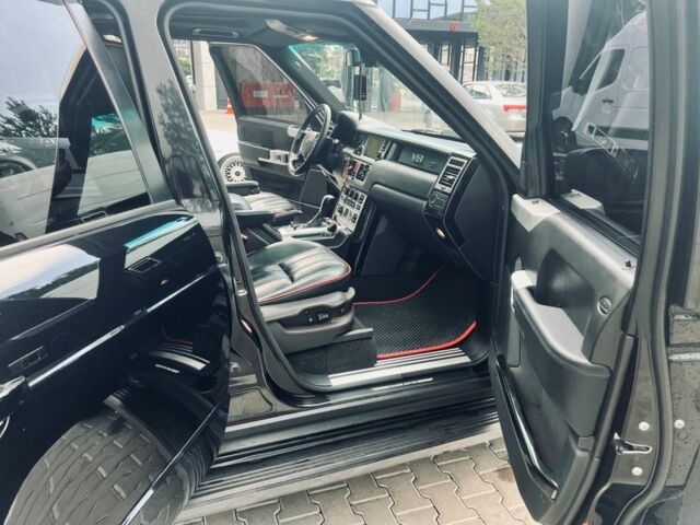 Чорний Ленд Ровер Евок, об'ємом двигуна 4.4 л та пробігом 332 тис. км за 8900 $, фото 4 на Automoto.ua