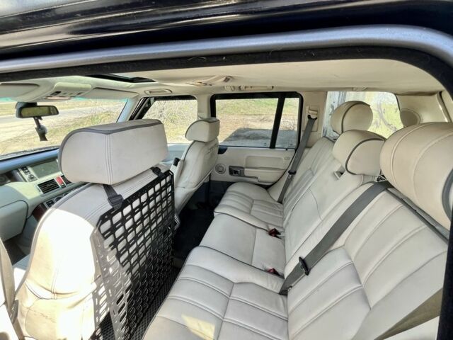 Черный Ленд Ровер Эвок, объемом двигателя 3 л и пробегом 300 тыс. км за 3000 $, фото 2 на Automoto.ua