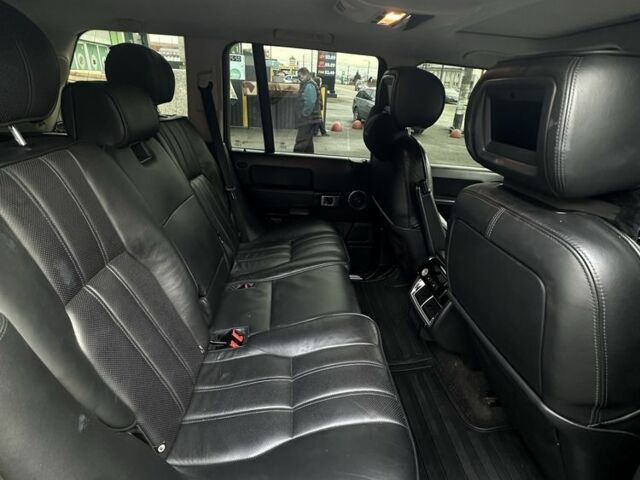 Черный Ленд Ровер Эвок, объемом двигателя 4.2 л и пробегом 307 тыс. км за 8999 $, фото 8 на Automoto.ua