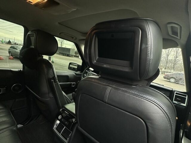 Черный Ленд Ровер Эвок, объемом двигателя 4.2 л и пробегом 307 тыс. км за 8999 $, фото 7 на Automoto.ua