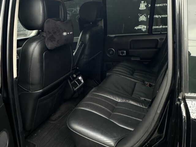 Черный Ленд Ровер Эвок, объемом двигателя 4.2 л и пробегом 307 тыс. км за 8999 $, фото 13 на Automoto.ua