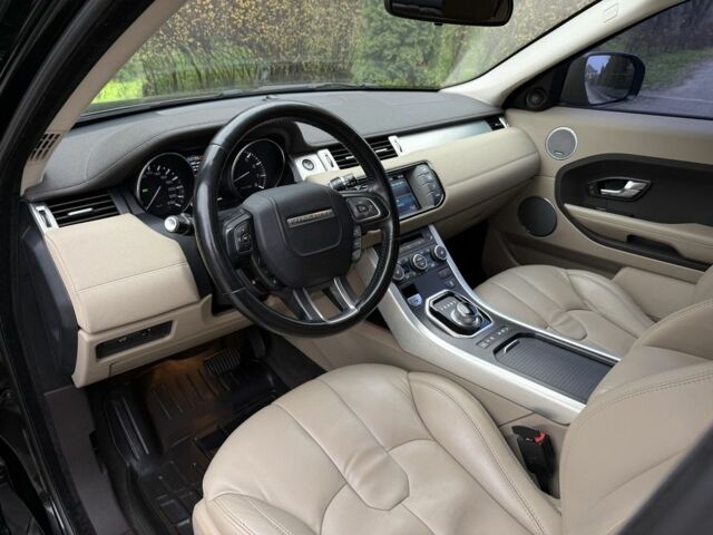 Черный Ленд Ровер Эвок, объемом двигателя 2 л и пробегом 150 тыс. км за 13900 $, фото 6 на Automoto.ua