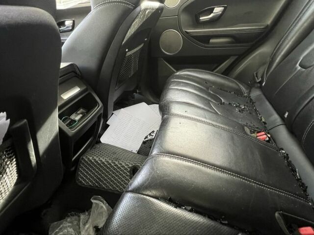 Черный Ленд Ровер Эвок, объемом двигателя 2.2 л и пробегом 170 тыс. км за 8700 $, фото 8 на Automoto.ua