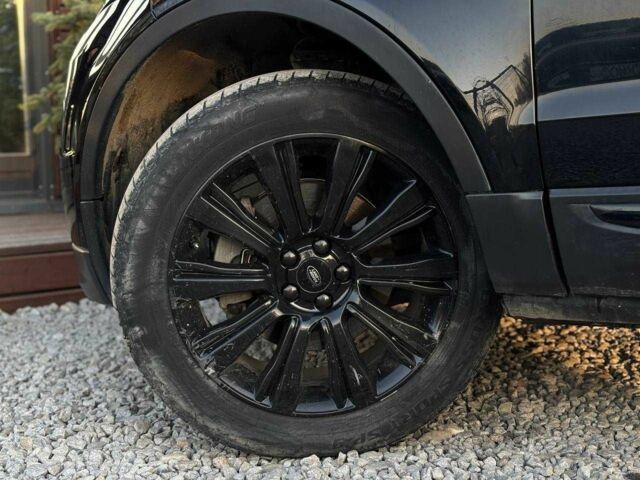 Черный Ленд Ровер Эвок, объемом двигателя 2 л и пробегом 123 тыс. км за 18700 $, фото 4 на Automoto.ua