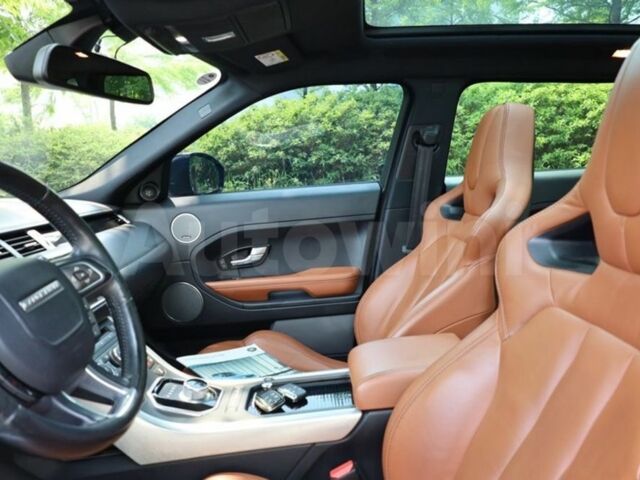 Черный Ленд Ровер Эвок, объемом двигателя 2.2 л и пробегом 78 тыс. км за 25500 $, фото 8 на Automoto.ua