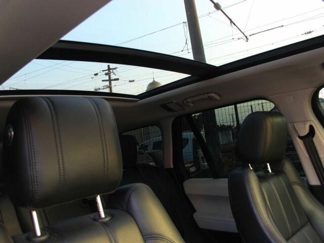 Черный Ленд Ровер Эвок, объемом двигателя 3 л и пробегом 103 тыс. км за 32900 $, фото 14 на Automoto.ua