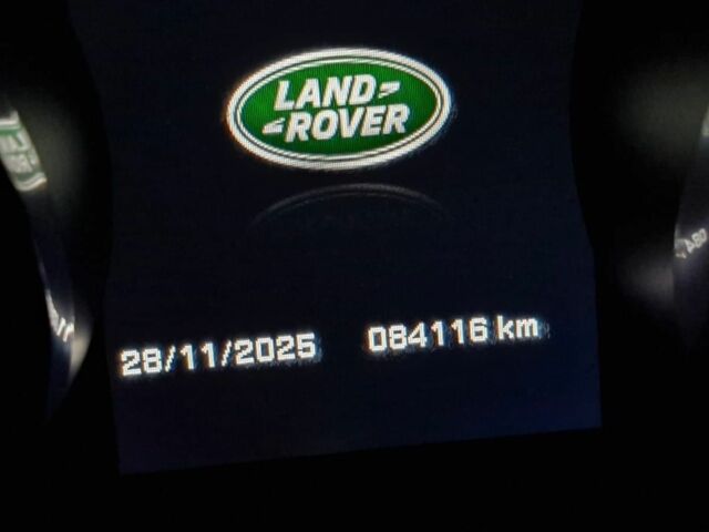 Красный Ленд Ровер Эвок, объемом двигателя 2 л и пробегом 84 тыс. км за 15600 $, фото 3 на Automoto.ua