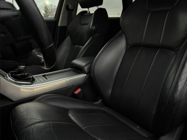 Красный Ленд Ровер Эвок, объемом двигателя 2 л и пробегом 147 тыс. км за 18300 $, фото 13 на Automoto.ua