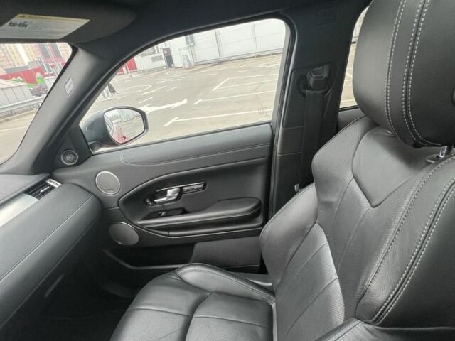 Красный Ленд Ровер Эвок, объемом двигателя 2 л и пробегом 133 тыс. км за 18500 $, фото 9 на Automoto.ua