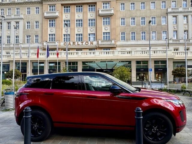 Красный Ленд Ровер Эвок, объемом двигателя 2 л и пробегом 106 тыс. км за 43000 $, фото 1 на Automoto.ua