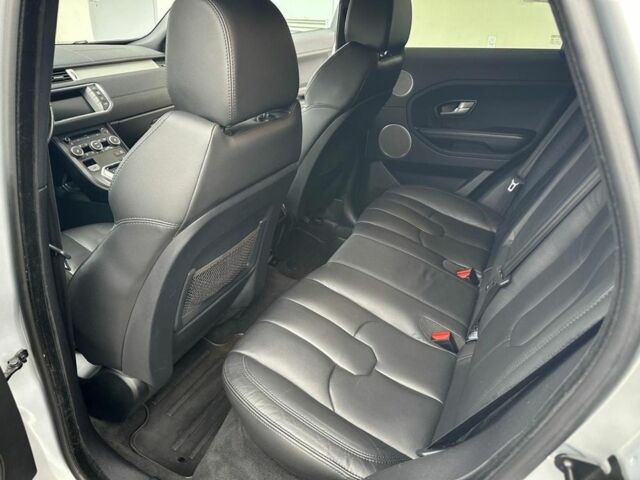 Серый Ленд Ровер Эвок, объемом двигателя 2 л и пробегом 132 тыс. км за 12500 $, фото 7 на Automoto.ua