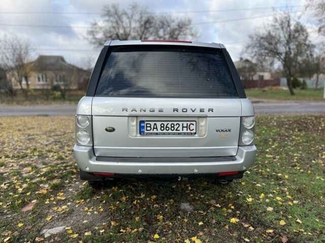 Сірий Ленд Ровер Евок, об'ємом двигуна 4.4 л та пробігом 234 тис. км за 9999 $, фото 4 на Automoto.ua