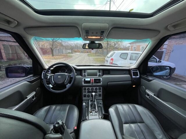 Сірий Ленд Ровер Евок, об'ємом двигуна 4.4 л та пробігом 234 тис. км за 9999 $, фото 10 на Automoto.ua