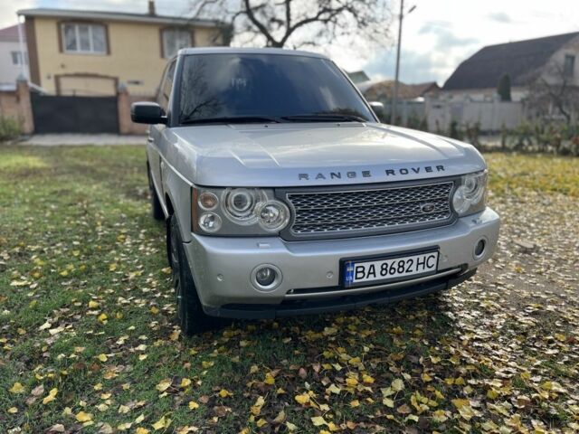 Сірий Ленд Ровер Евок, об'ємом двигуна 4.4 л та пробігом 234 тис. км за 9999 $, фото 8 на Automoto.ua