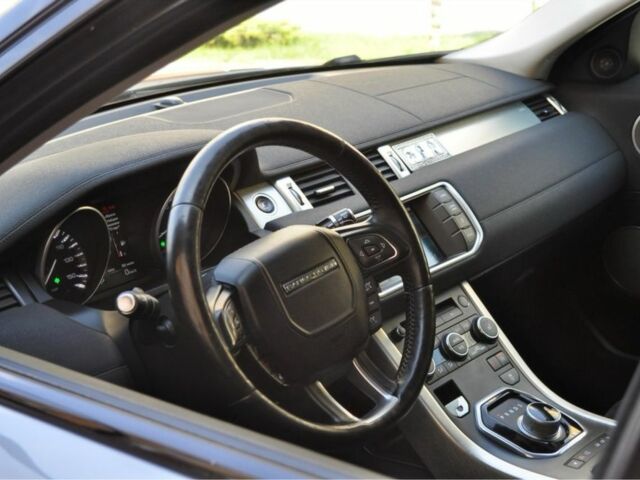 Серый Ленд Ровер Эвок, объемом двигателя 2 л и пробегом 250 тыс. км за 15500 $, фото 7 на Automoto.ua