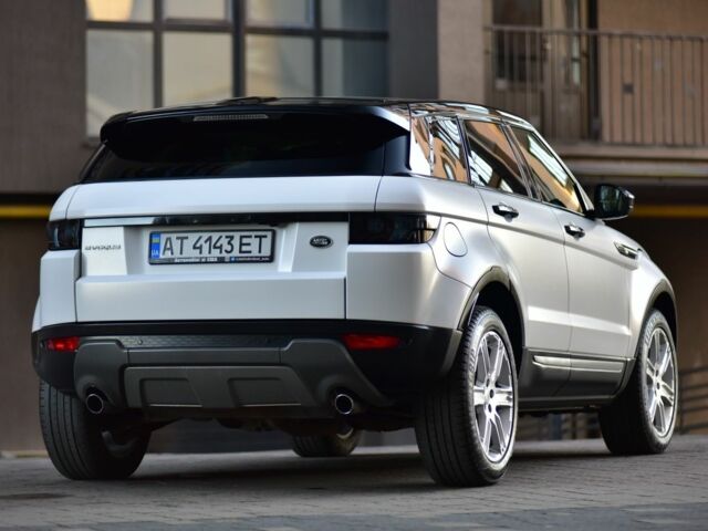 Серый Ленд Ровер Эвок, объемом двигателя 2 л и пробегом 125 тыс. км за 19000 $, фото 5 на Automoto.ua