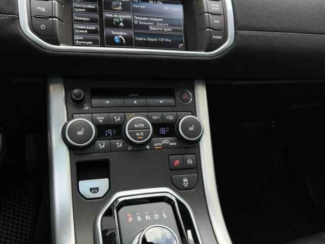 Ленд Ровер Эвок 2015 в Ивано-Франковске на Automoto.ua Серый Ленд Ровер Эвок, объемом двигателя 2 л и пробегом 178 тыс. км за 15350 $, фото 7 на Automoto.ua