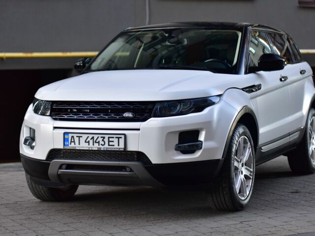 Серый Ленд Ровер Эвок, объемом двигателя 2 л и пробегом 125 тыс. км за 19000 $, фото 2 на Automoto.ua