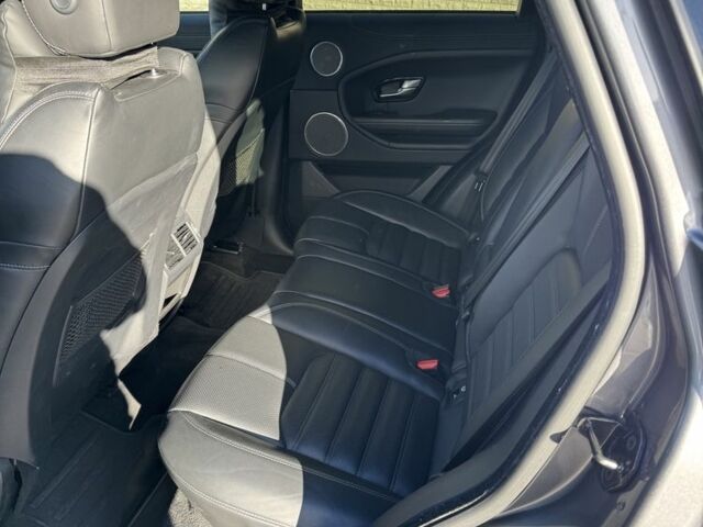 Серый Ленд Ровер Эвок, объемом двигателя 2 л и пробегом 177 тыс. км за 20750 $, фото 17 на Automoto.ua