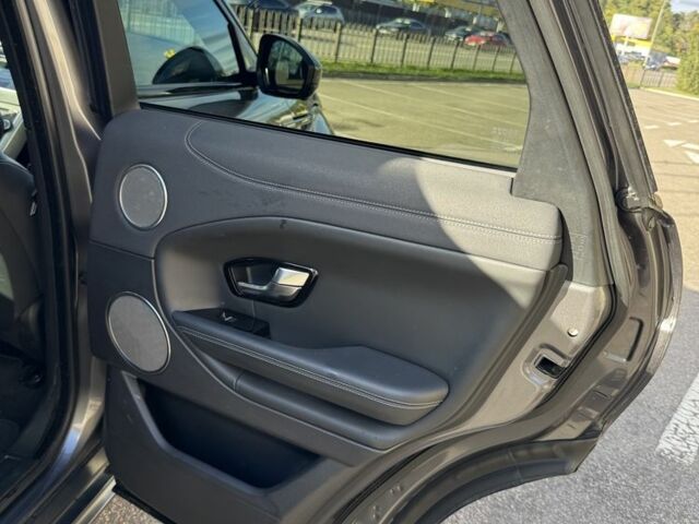 Серый Ленд Ровер Эвок, объемом двигателя 2 л и пробегом 178 тыс. км за 19400 $, фото 18 на Automoto.ua