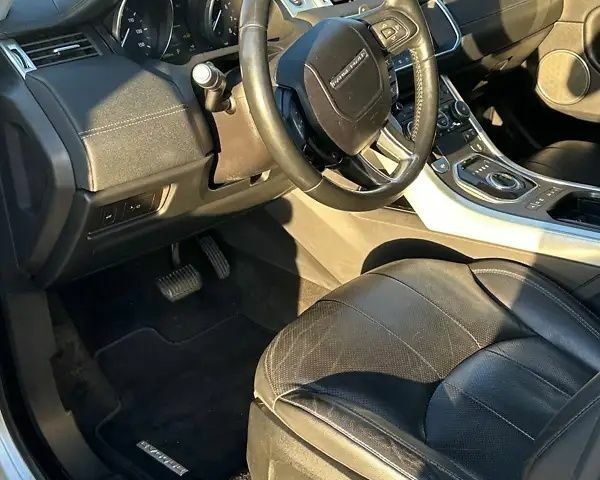 Сірий Ленд Ровер Евок, об'ємом двигуна 2 л та пробігом 150 тис. км за 22000 $, фото 12 на Automoto.ua