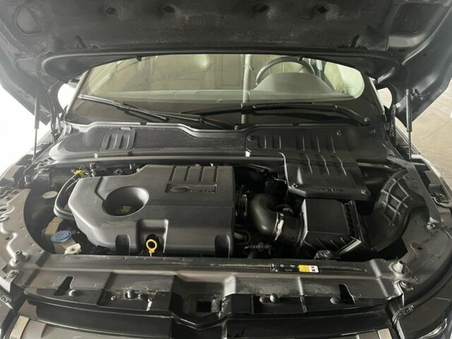 Серый Ленд Ровер Эвок, объемом двигателя 2 л и пробегом 59 тыс. км за 30000 $, фото 12 на Automoto.ua