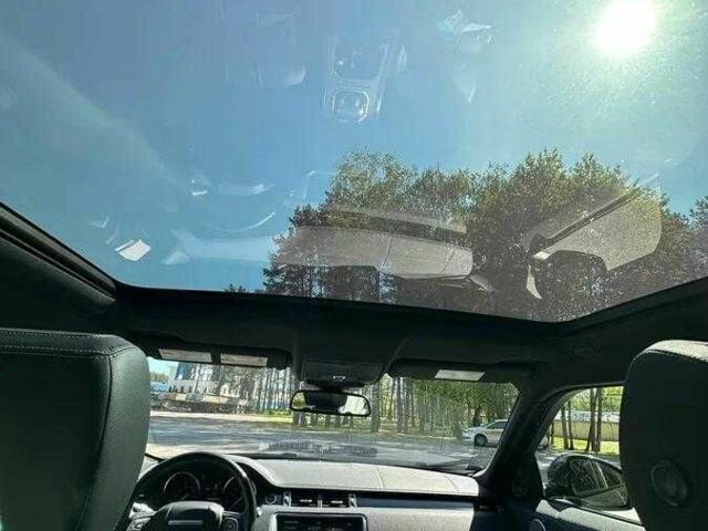 Серый Ленд Ровер Эвок, объемом двигателя 2 л и пробегом 138 тыс. км за 18500 $, фото 8 на Automoto.ua