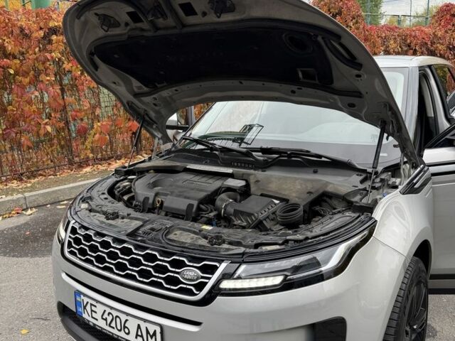 Серый Ленд Ровер Эвок, объемом двигателя 2 л и пробегом 106 тыс. км за 35999 $, фото 7 на Automoto.ua