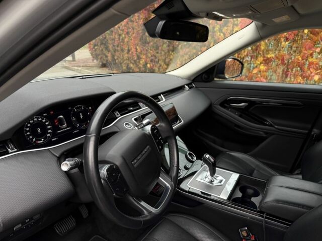 Серый Ленд Ровер Эвок, объемом двигателя 2 л и пробегом 106 тыс. км за 35999 $, фото 5 на Automoto.ua