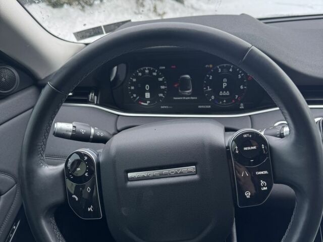 Сірий Ленд Ровер Евок, об'ємом двигуна 2 л та пробігом 70 тис. км за 24999 $, фото 4 на Automoto.ua