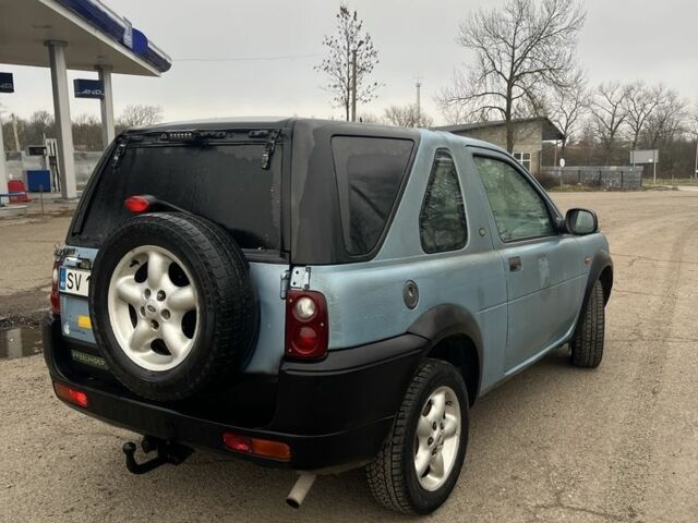 Синій Ленд Ровер Евок, об'ємом двигуна 2 л та пробігом 300 тис. км за 2400 $, фото 2 на Automoto.ua