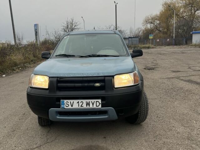 Синій Ленд Ровер Евок, об'ємом двигуна 2 л та пробігом 300 тис. км за 2400 $, фото 1 на Automoto.ua