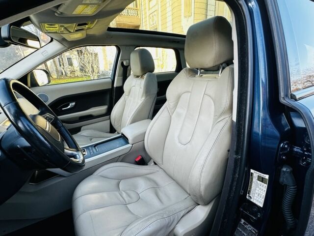 Синий Ленд Ровер Эвок, объемом двигателя 2 л и пробегом 156 тыс. км за 16000 $, фото 4 на Automoto.ua