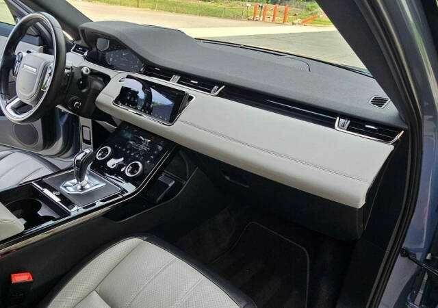 Синій Ленд Ровер Евок, об'ємом двигуна 2 л та пробігом 31 тис. км за 13800 $, фото 9 на Automoto.ua