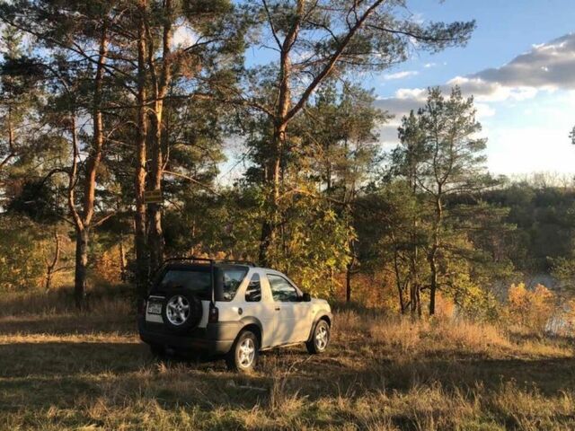 Білий Ленд Ровер Freelander, об'ємом двигуна 2 л та пробігом 314 тис. км за 5000 $, фото 1 на Automoto.ua