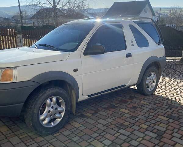 Білий Ленд Ровер Freelander, об'ємом двигуна 1.8 л та пробігом 240 тис. км за 5200 $, фото 2 на Automoto.ua