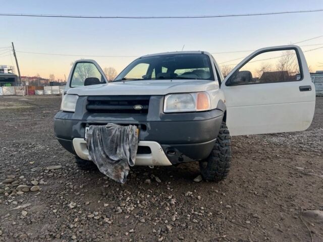 Білий Ленд Ровер Freelander, об'ємом двигуна 1.8 л та пробігом 3 тис. км за 3950 $, фото 7 на Automoto.ua